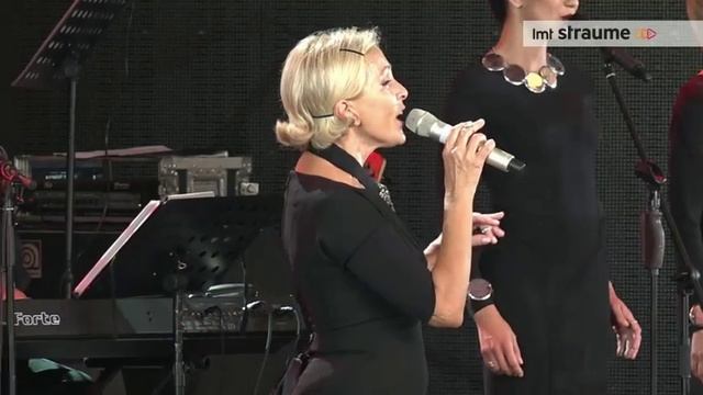 Laima Vaikule - Mēs Ar Tevi Dejosim 08.07.2015 смотреть онлайн