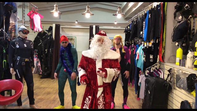 Магазин DIVERS поздравляет Вас с Новым 2019 вайном! То есть годом! Ура! смотреть онлайн