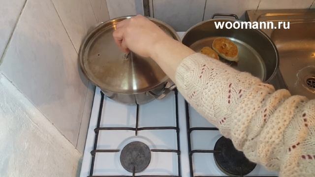 Пюре из картошки и котлеты с подливой смотреть онлайн