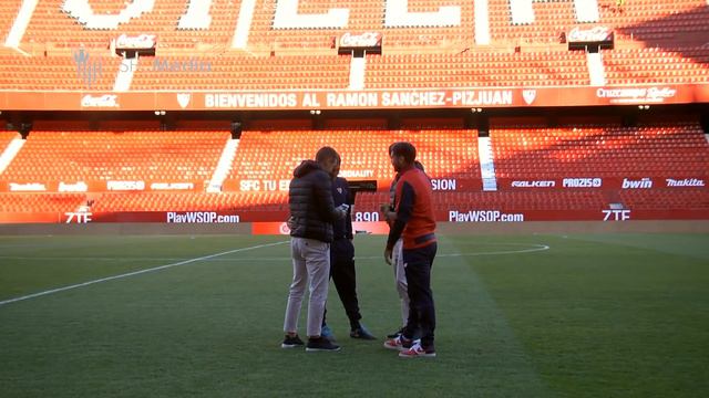 Fernando Navarro regresa al Sánchez Pizjuán 2/12/17 смотреть онлайн