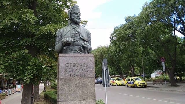 Паметникът на Стефан Караджа във Варна смотреть онлайн