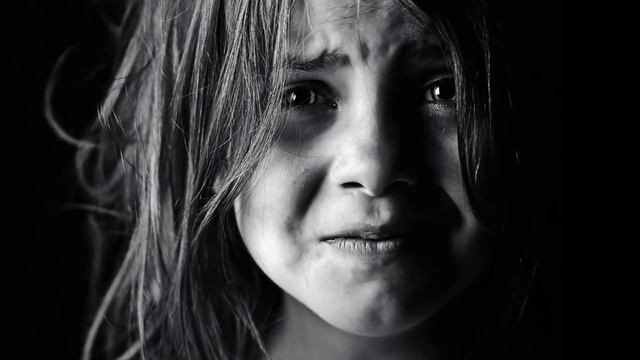 СТРАШИЛКИ НА НОЧЬ - Мамочка, это ты? смотреть онлайн