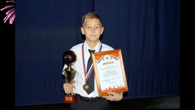 Поздравление с 23 февраля мальчикам от девочек смотреть онлайн