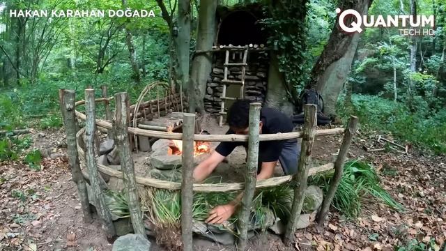 Бушкрафт укрытие в лесу