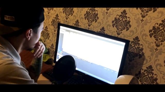 МОЁ РАБОЧЕЕ МЕСТО (ГДЕ И КАК Я ЗАПИСЫВАЮ КАВЕРЫ) смотреть онлайн