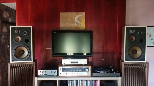 Denon DCD-800NE & Kenwood Eleven II & Pioneer HPM-60 смотреть онлайн
