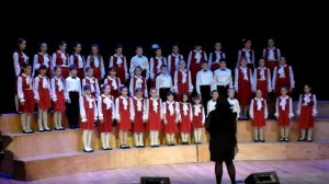 "С нами, друг, вместе". Хор "Светлячок"