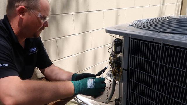 How Do You Discharge a Capacitor? смотреть онлайн