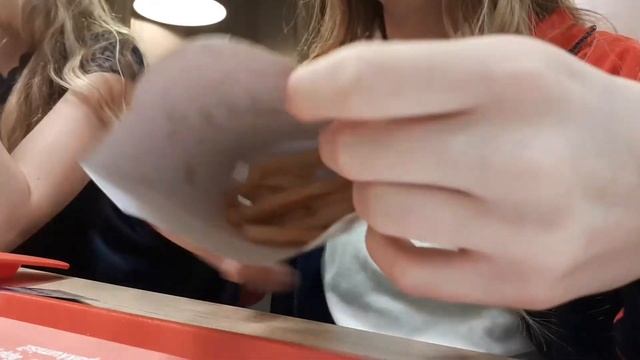 Танцуем низкий флекс✨ смотреть онлайн