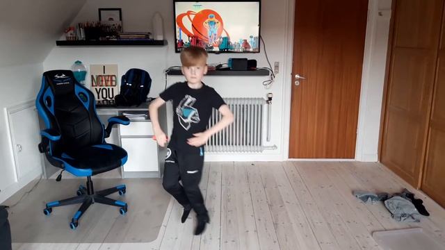 Just Dance 2020 - Vodovorot (score: Superstar) смотреть онлайн