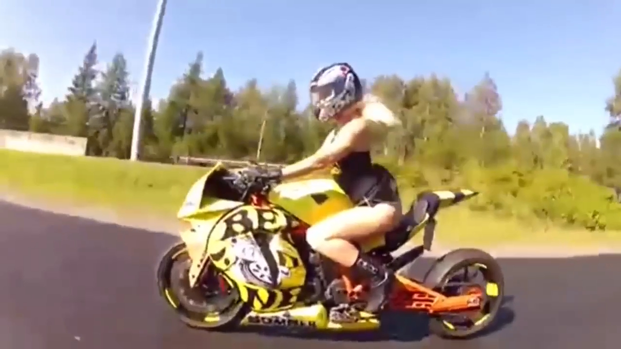 Chris Rea - Road to Hell_x264 смотреть онлайн
