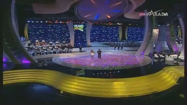 Lepa Lukic Feat Rada Manojlovic - Glavu Gore Mala - Grand Show - (Tv Pink Parada 2009)