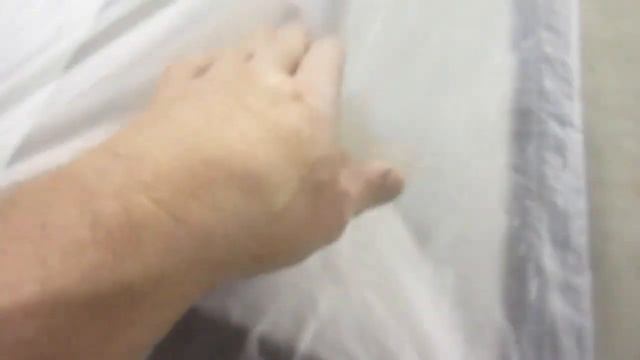 Всё внимание на двери.Все ржавые места нужно устранить и законсервировать. смотреть онлайн