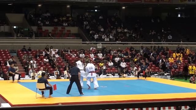 Lechi Kurbanov vs Wahyu Purnomo @ 10th World Open Kyokushin Karate Tournament смотреть онлайн