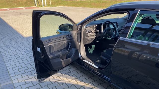 Renault Megane Grandtour Limited 1.3 Tce 140KM EDC - Renault Selection Kalisz смотреть онлайн