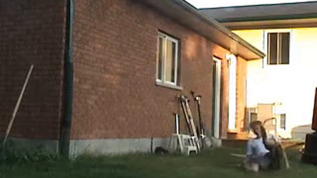 wall flip fall смотреть онлайн
