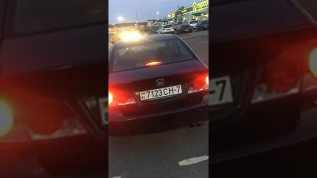 Honda civic мигающий стоп сигнал