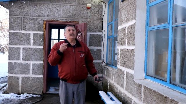 Глубинка пытается выжить смотреть онлайн