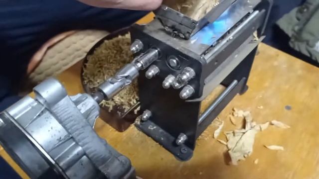 Электропривод для табакорезки Максима Каратаева смотреть онлайн