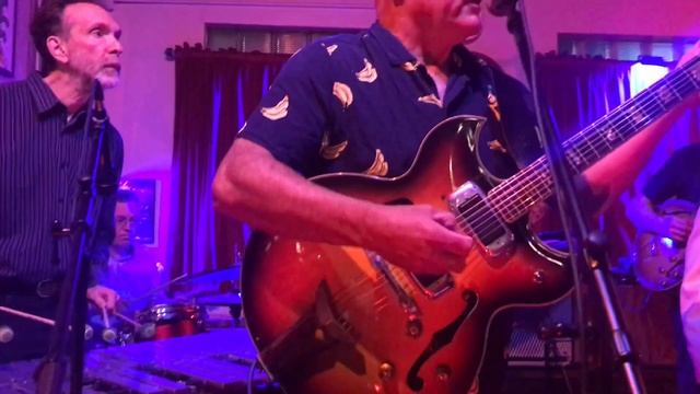 Bric-a-Brac "Lost in Love" смотреть онлайн