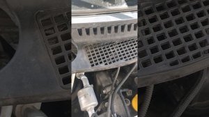 Замена насоса омывателя стекла Рено Каптюр.