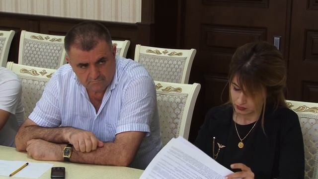 В Дербенте состоялось совещание с руководителями гостиничных комплексов смотреть онлайн