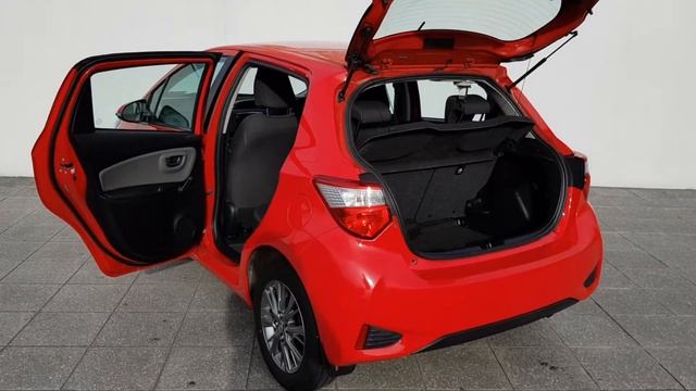 181KY920 - 2018 Toyota Yaris 1.0 LUNA 4DR 13,950 смотреть онлайн