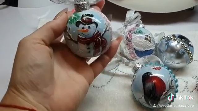 Новогодние игрушки, ручная работа. Все подробности ➡️@svetlana.masalova в Instagram смотреть онлайн
