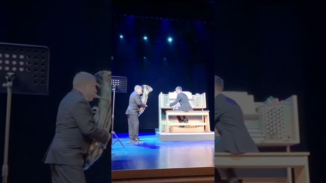 ОРГАН И ЕГО СЕМЬЯ: ДУХОВЫЕ / Курская государственная филармония, Свиридовский зал смотреть онлайн