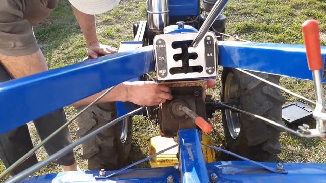 Як легко причепити фрезу на мотоблок? Фрезування це просто! смотреть онлайн