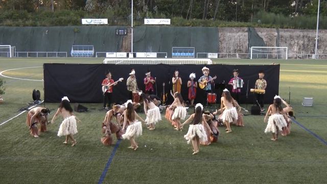 Rapa Nui folk dances: Kaohomai Rakoe, Kataute & Ave Marie tango смотреть онлайн