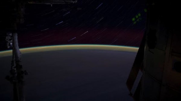 The World Outside My Window - Time Lapse of Earth from the ISS (4K)