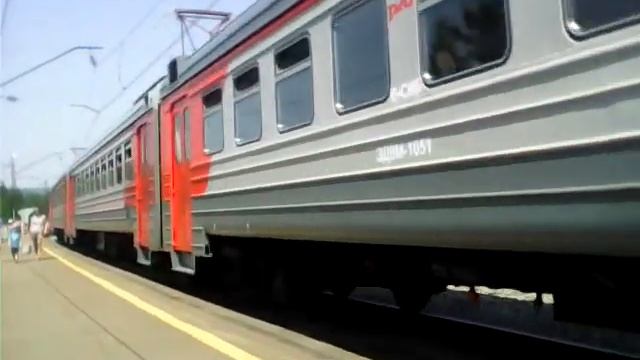 Отправление электрички ЭД9М 1051/1050 Половина - Большой луг ( о.п. Дачная ) смотреть онлайн