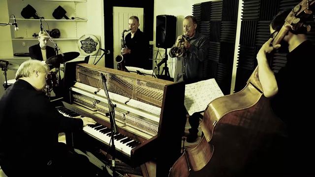 Dave Jones Quintet plays 'A Hole in One': The Music of Kenny Garrett смотреть онлайн
