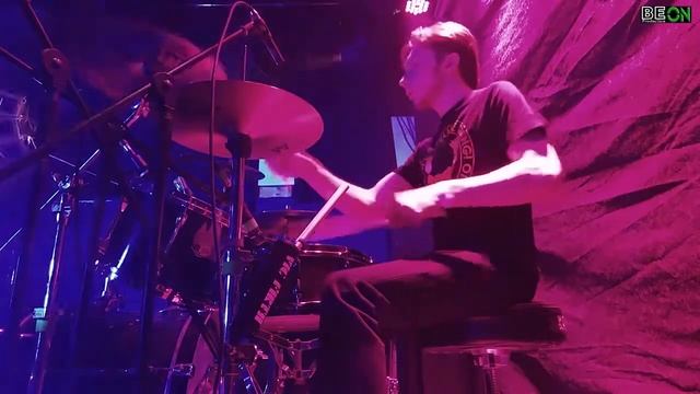 Bananaz - Патриот (Live, клуб Город) смотреть онлайн