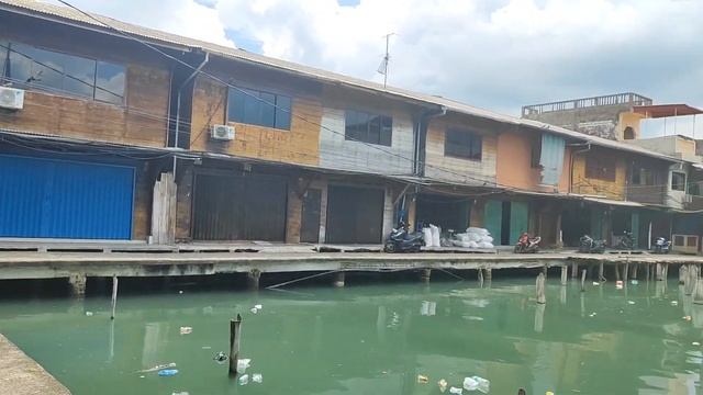 Kehidupan di atas laut‼️Real Life in Indonesia?? смотреть онлайн