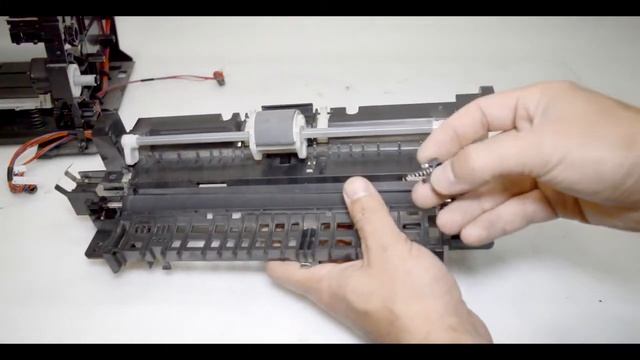 Ремонт принтера XEROX 3117 самостоятельно! ЛАЙФХАК - как быстро починить принтер. Разбор. Чистка. смотреть онлайн