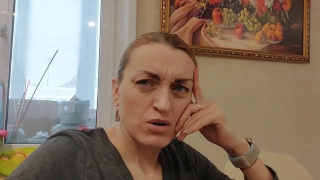 ВЛОГ Я дома. У нас снегопад. Чуть не потеряла телефон. Думаем купить кое, что. смотреть онлайн