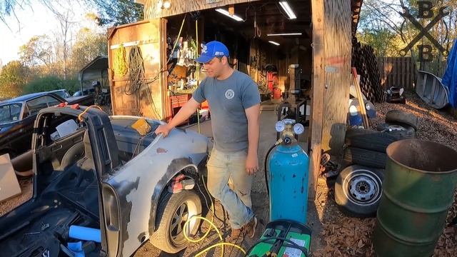 Saving a Vintage Porsche 911 Targa from the Scrapyard: Rebuild Part 20 смотреть онлайн