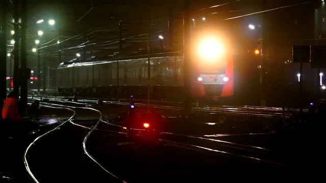 [RZD] ES1-007 "Lastochka", nr. 872 Velikiy Novgorod - Saint-Petersburg. Novgorod-na-Volkhove statio смотреть онлайн