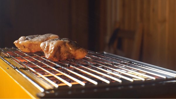 Свиные стейки сувид.