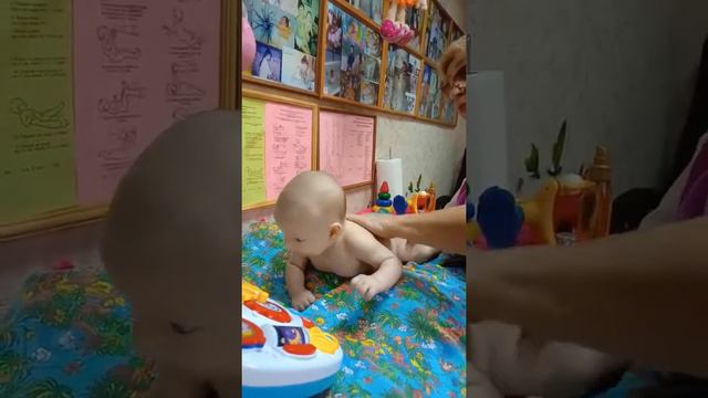 Кривошея у малышей. Как помочь? Часть 2 смотреть онлайн