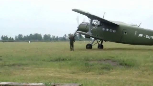 Прыжки с парашютом Д-6. (2) смотреть онлайн