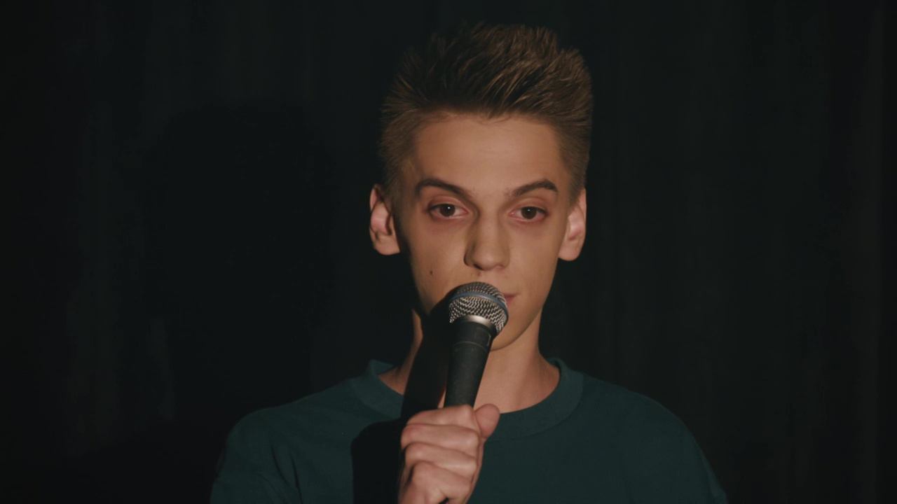 22 КОМИКА: Кирилл Селегей - Про воспоминания и новые компании смотреть онлайн