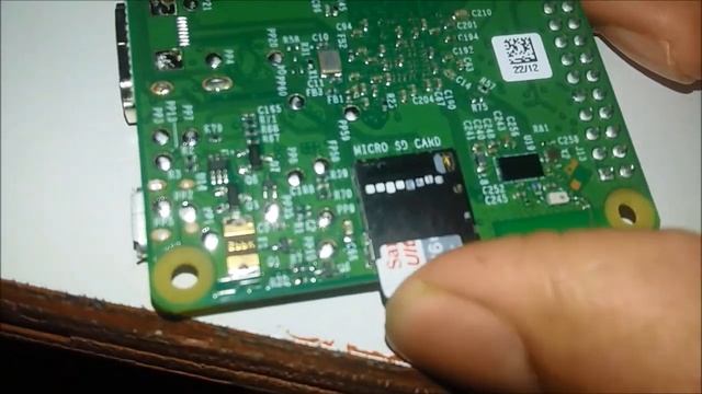 Micro SD Card Socket : Raspberry pi 3 | How to insert SD card смотреть онлайн
