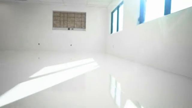 HOW TO | Pour a White Marble Floor смотреть онлайн