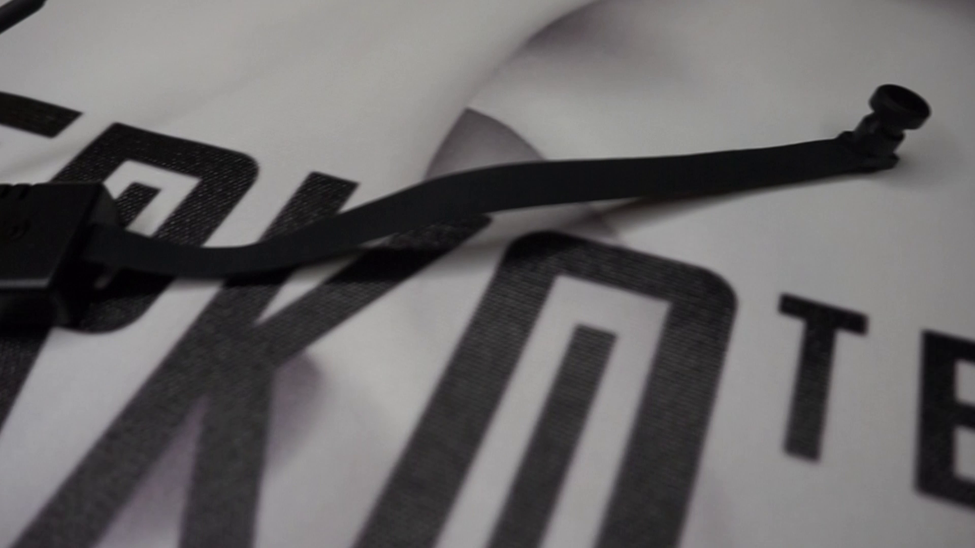 DERKO TECHNOLOGY - МАГАЗИН МИКРОНАУШНИКОВ И МИКРОКАМЕР. WI-FI МИКРОКАМЕРА «F300» FULL HD смотреть онлайн