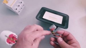 Как Подключить Прожектор...Без заземлением..!