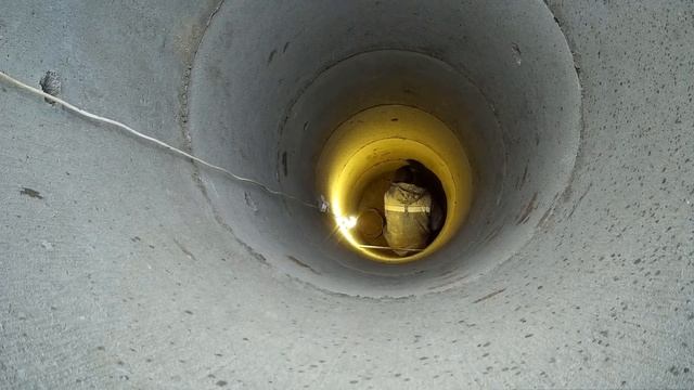 в ровном колодце будет много воды . установка колец смотреть онлайн