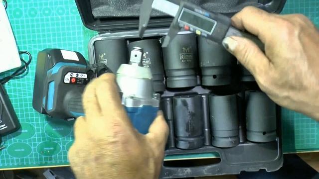 Набор больших, ударных головок . смотреть онлайн